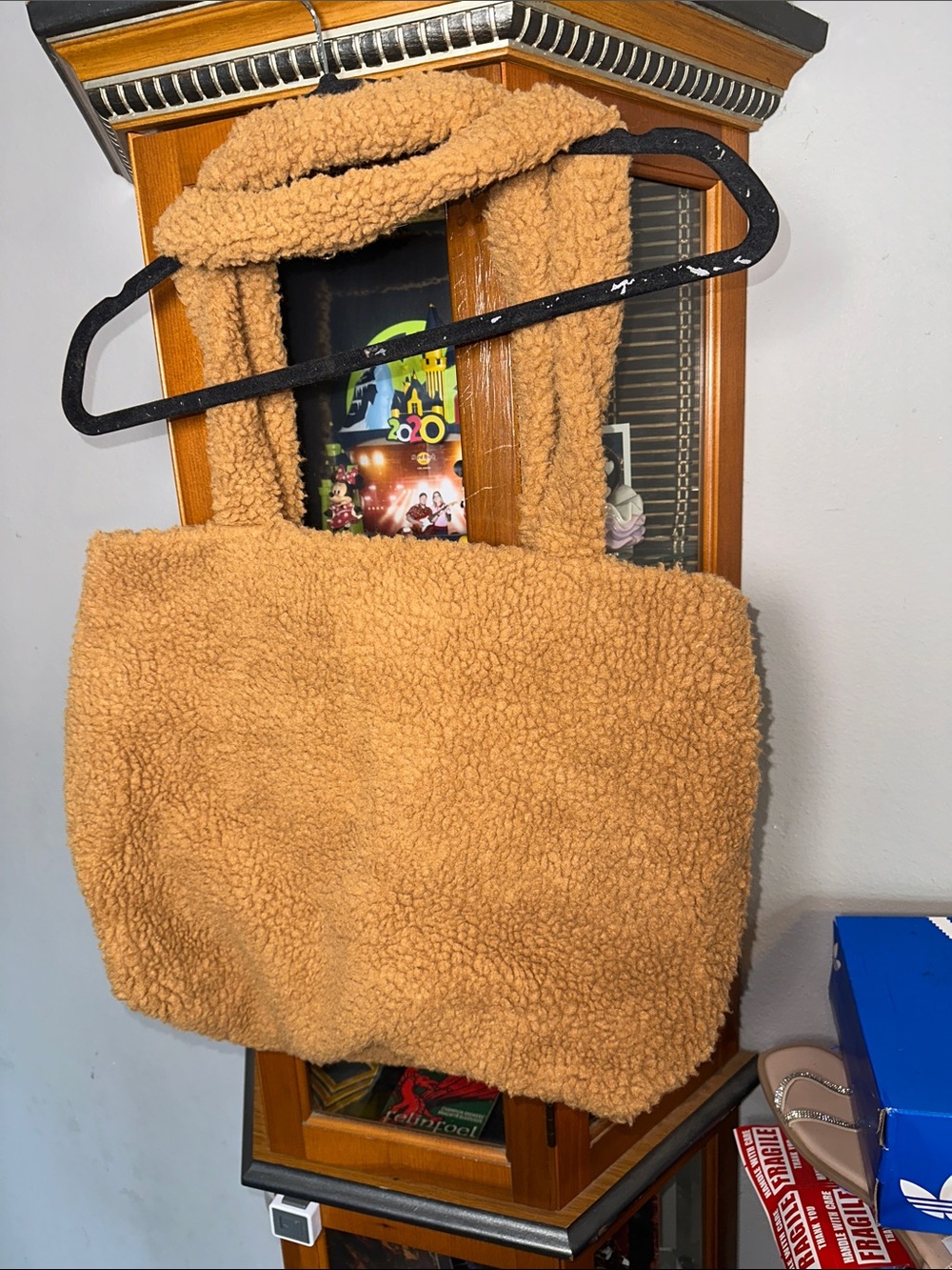 PINK Victoria's Secret Sherpa Tote in Camel Brown - Picture 3 of 5